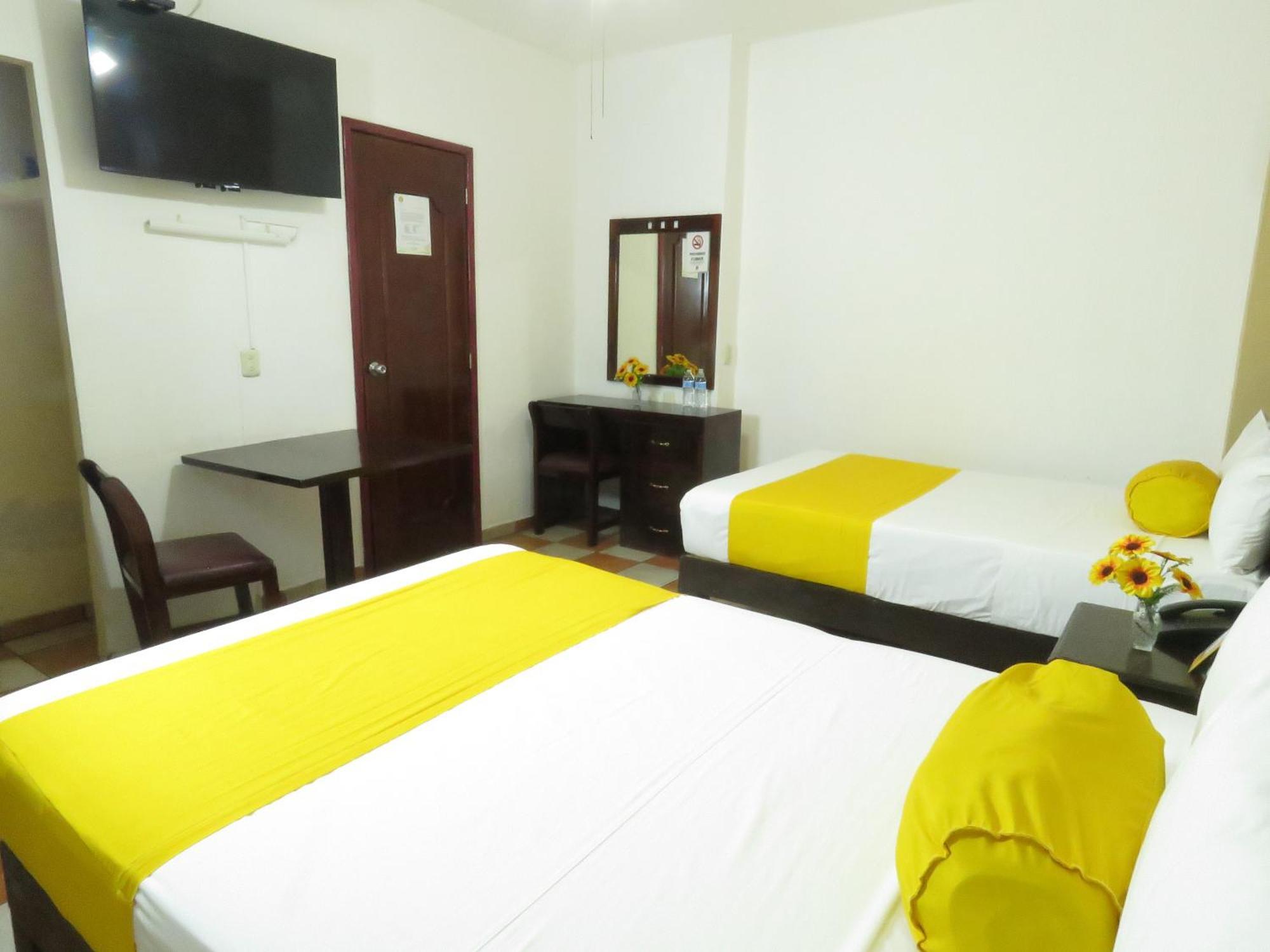 Hotel Los Girasoles Tepic Extérieur photo